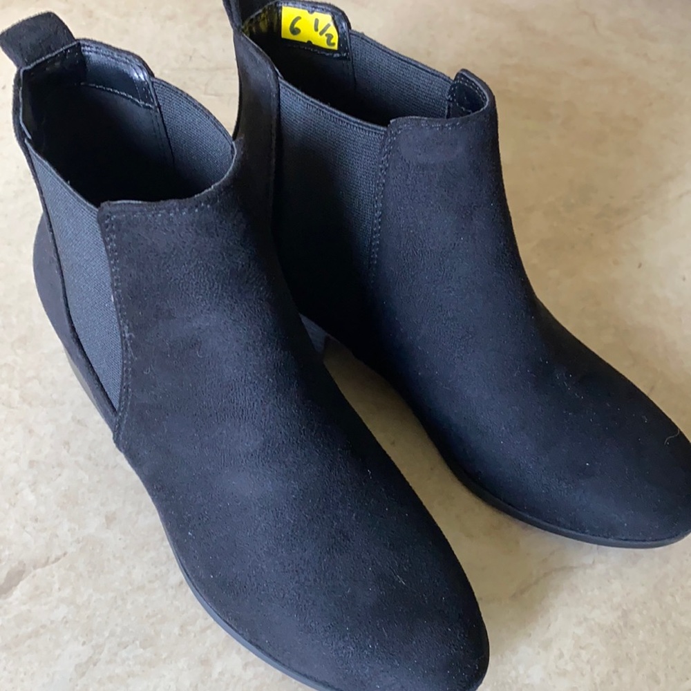 Women’s booties